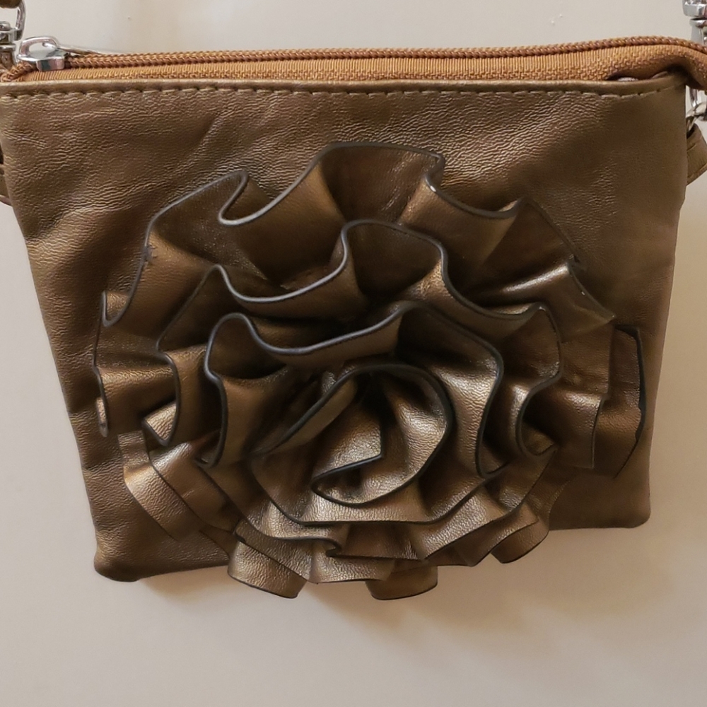 Floral Shoulder Bag.